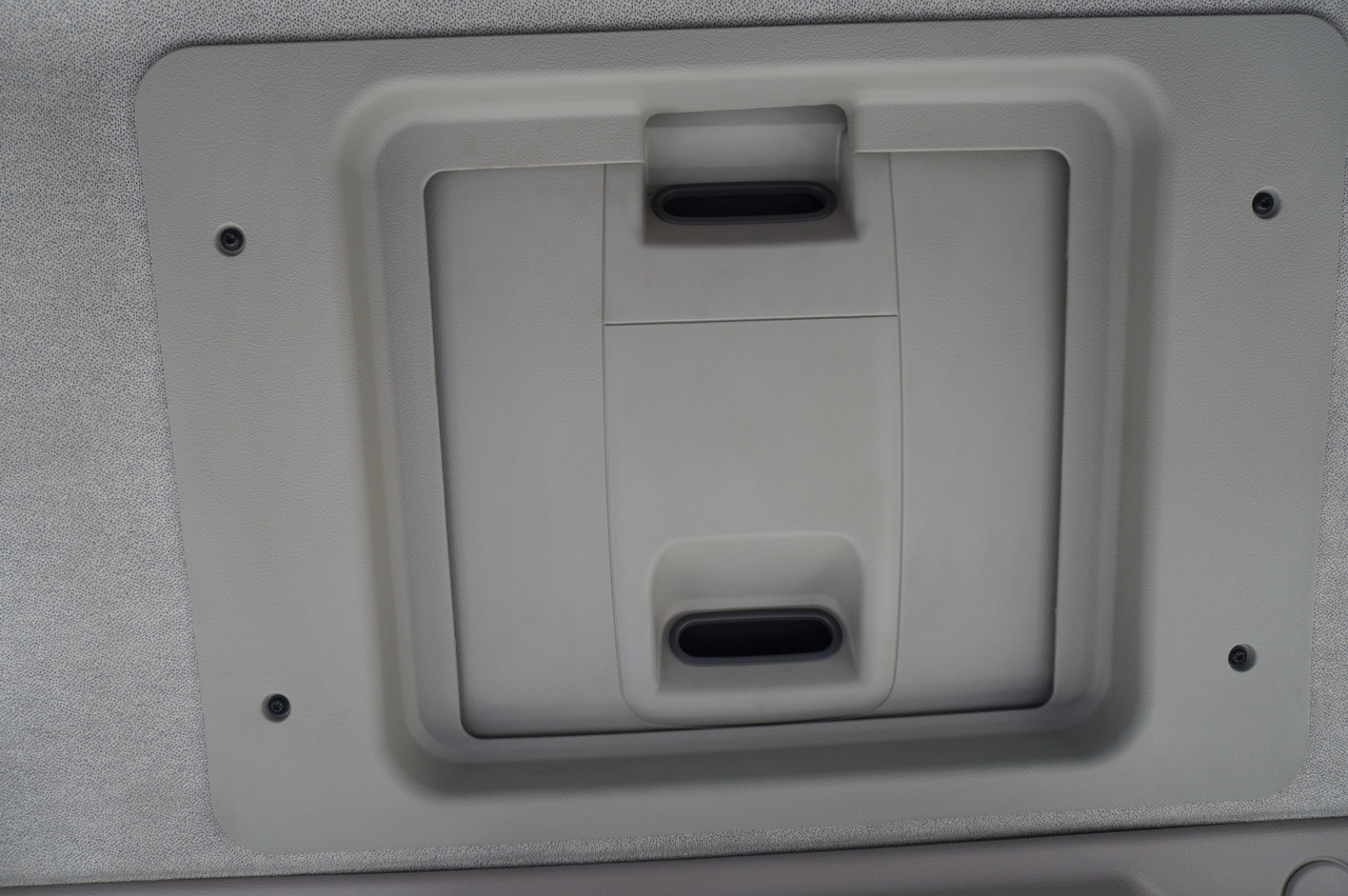 Skip loader truck, Crane truck DAF LF 18.310 E6 / Skip loader Fornal NKR 130V / HDS HMF 735 K2 / Manual gearbox: picture 27 Skip loader truck, Crane truck DAF LF 18.310 E6 / Skip loader Fornal NKR 130V / HDS HMF 735 K2 / Manual gearbox: picture 27