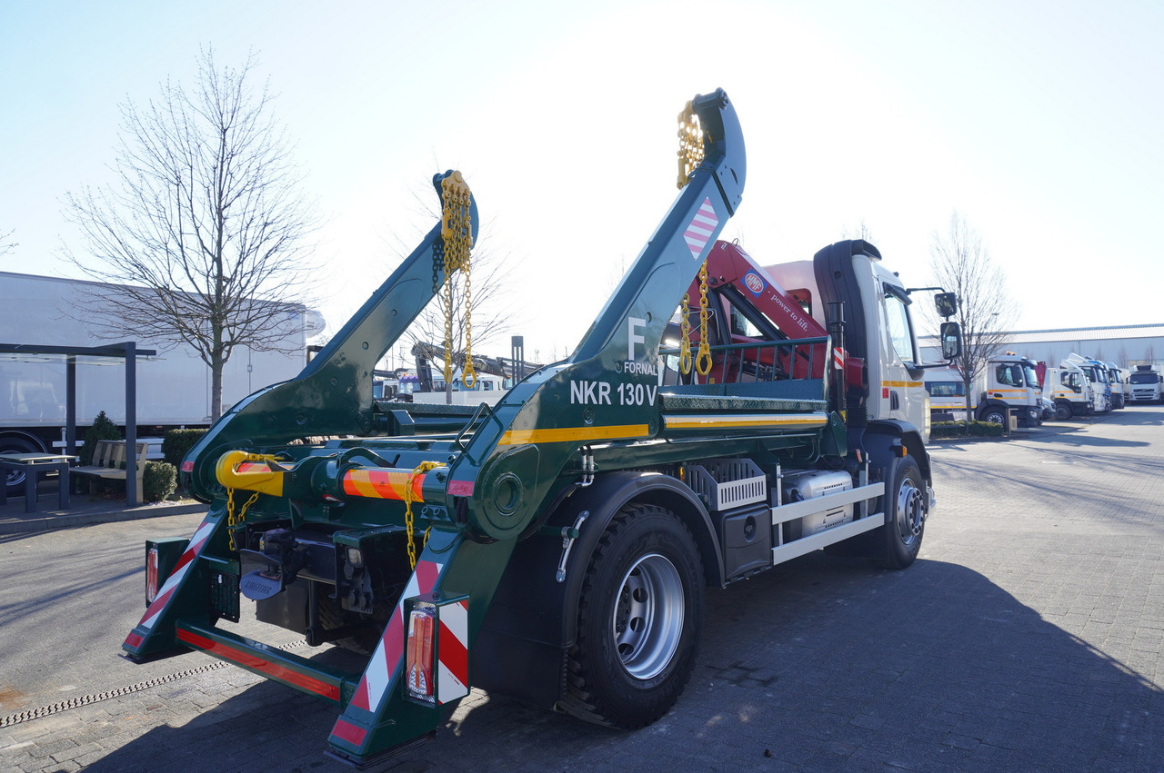Skip loader truck, Crane truck DAF LF 18.310 E6 / Skip loader Fornal NKR 130V / HDS HMF 735 K2 / Manual gearbox: picture 7 Skip loader truck, Crane truck DAF LF 18.310 E6 / Skip loader Fornal NKR 130V / HDS HMF 735 K2 / Manual gearbox: picture 7