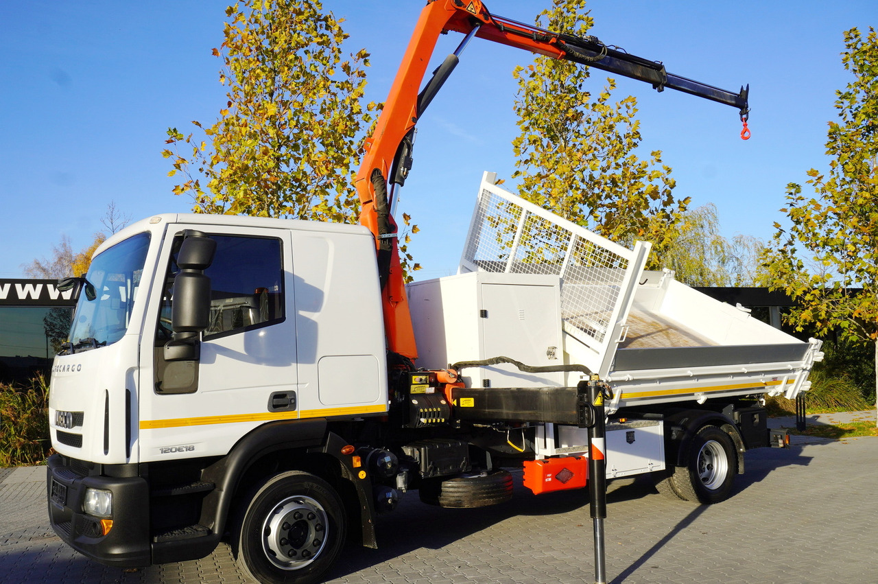 IVECO Eurocargo 120E18 Crane Palfinger / 3-way tipper / sleeper cab - Crane truck: picture 3 IVECO Eurocargo 120E18 Crane Palfinger / 3-way tipper / sleeper cab - Crane truck: picture 3