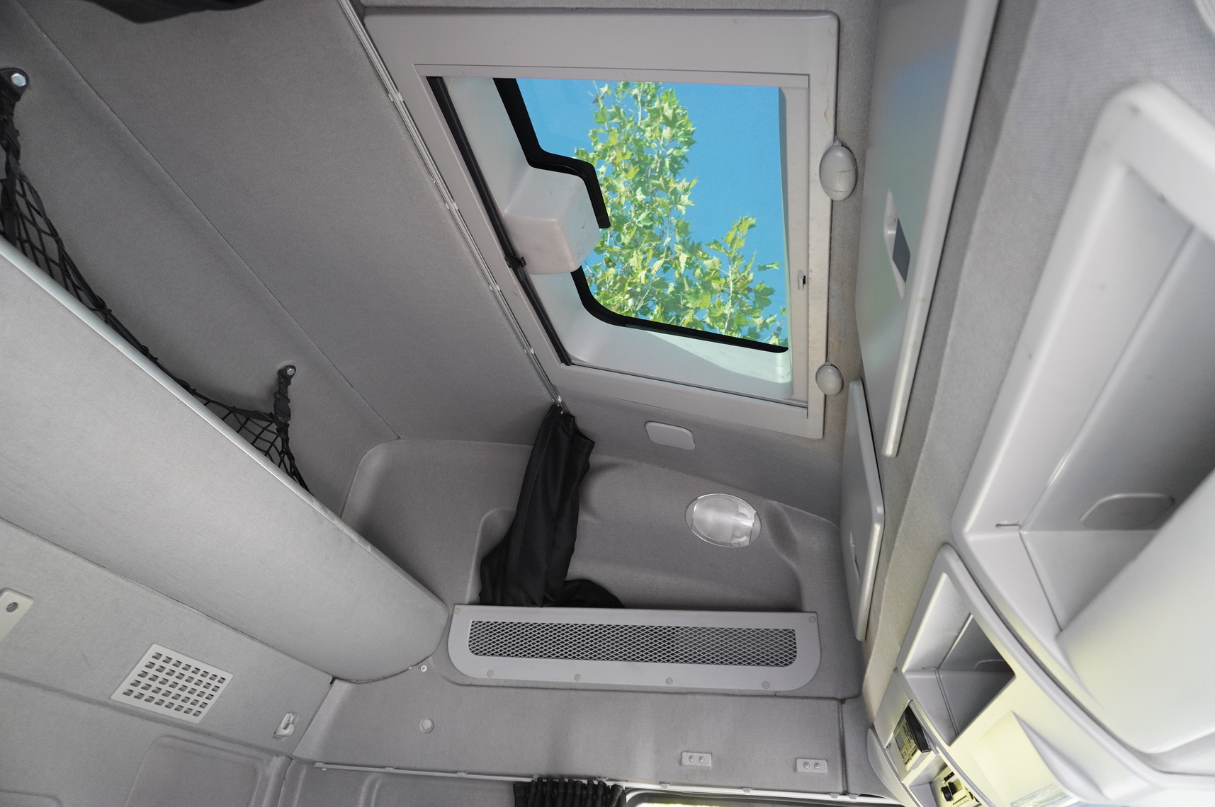 Leasing of IVECO Eurocargo 140e19 4×2 E6 Glob / ADR / frame 8,1m IVECO Eurocargo 140e19 4×2 E6 Glob / ADR / frame 8,1m: picture 22 Leasing of IVECO Eurocargo 140e19 4×2 E6 Glob / ADR / frame 8,1m IVECO Eurocargo 140e19 4×2 E6 Glob / ADR / frame 8,1m: picture 22