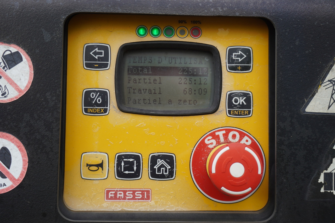 IVECO STRALIS 19.310 E6 / Flatbed 19 EPAL / FASSI F135 / 225 MTH! / 5.7 T - Dropside/ Flatbed truck, Crane truck: picture 2 IVECO STRALIS 19.310 E6 / Flatbed 19 EPAL / FASSI F135 / 225 MTH! / 5.7 T - Dropside/ Flatbed truck, Crane truck: picture 2