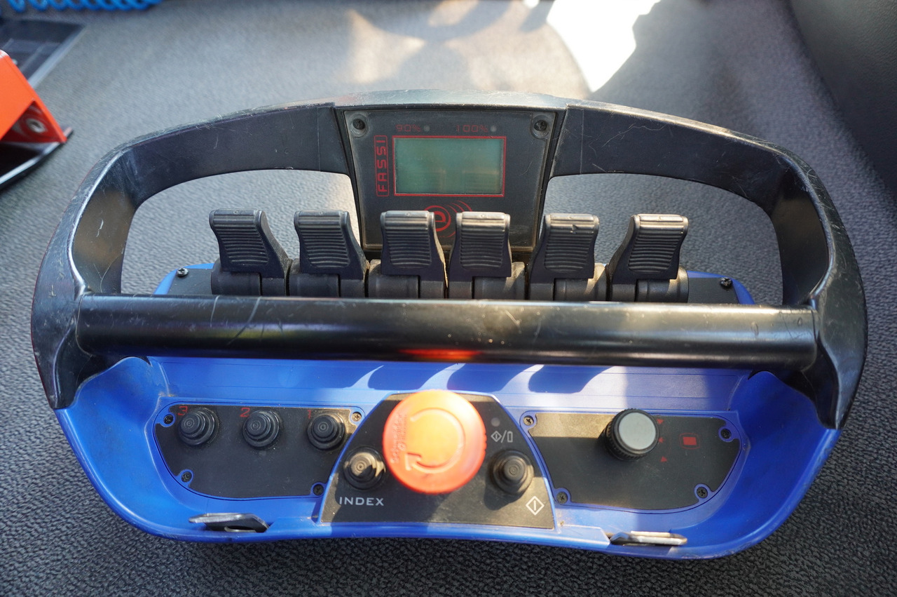 Leasing of IVECO Stralis 19.310 4x2 E6 / 100 tho. kilometers! / FASSI F135A.0.22 / 430 MTH! / remote control / rotator / 16 EPAL flatbed IVECO Stralis 19.310 4x2 E6 / 100 tho. kilometers! / FASSI F135A.0.22 / 430 MTH! / remote control / rotator / 16 EPAL flatbed: picture 13