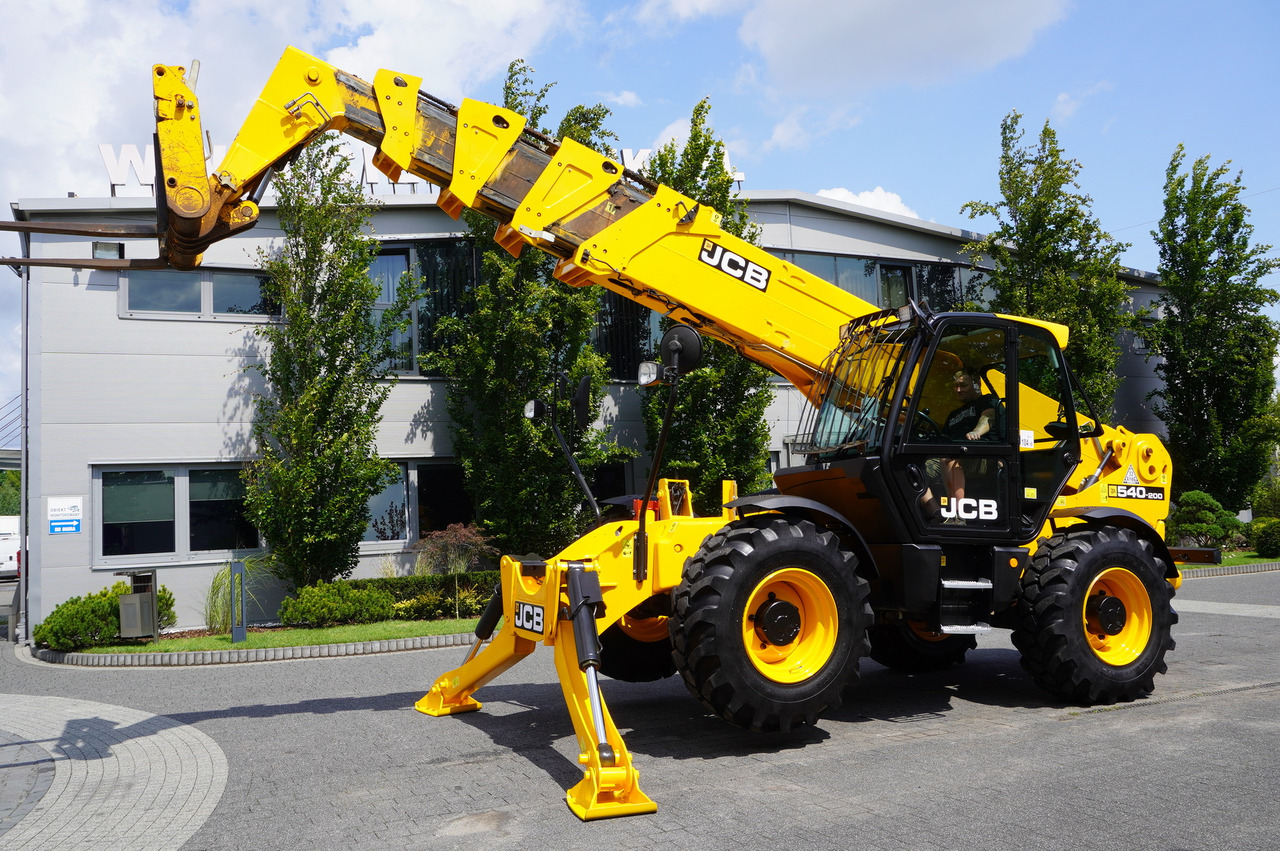 JCB 540-200 Telescopic Loader / 20 m reach / joystick / 2 units - Telescopic wheel loader: picture 3 JCB 540-200 Telescopic Loader / 20 m reach / joystick / 2 units - Telescopic wheel loader: picture 3