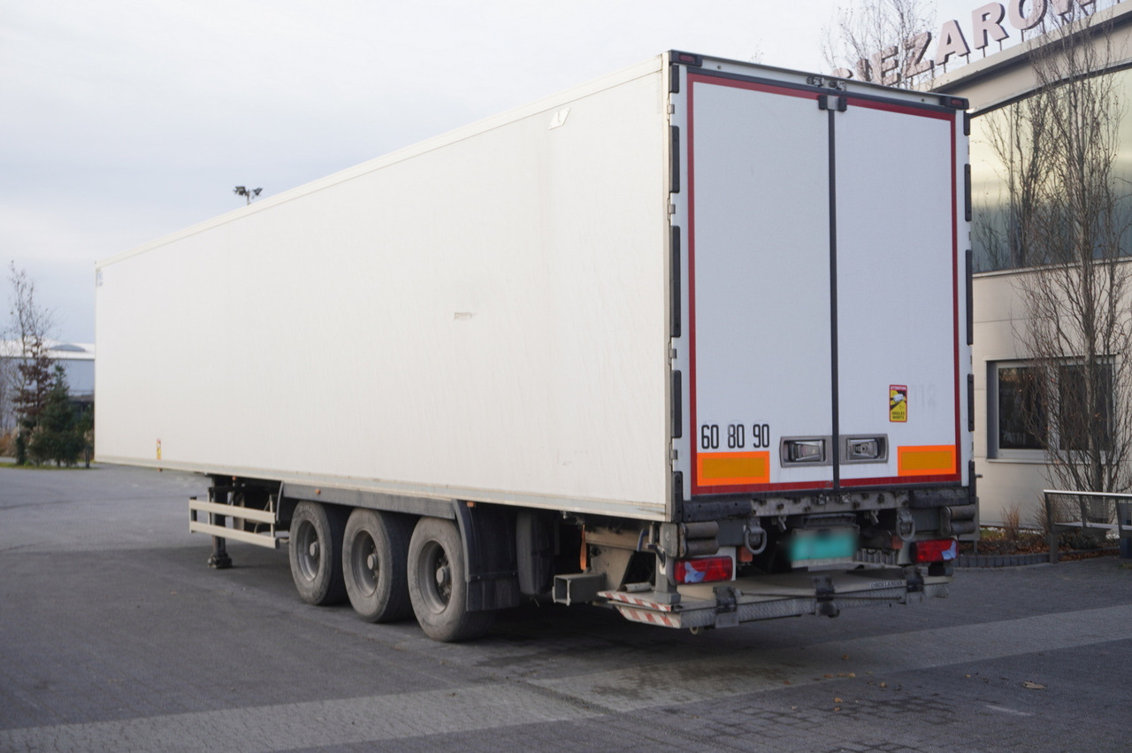 LAMBERET Refrigerated semi-trailer / Carrier Vector 1550 / Dhollandia lift 2500 kg - Refrigerator semi-trailer: picture 3 LAMBERET Refrigerated semi-trailer / Carrier Vector 1550 / Dhollandia lift 2500 kg - Refrigerator semi-trailer: picture 3