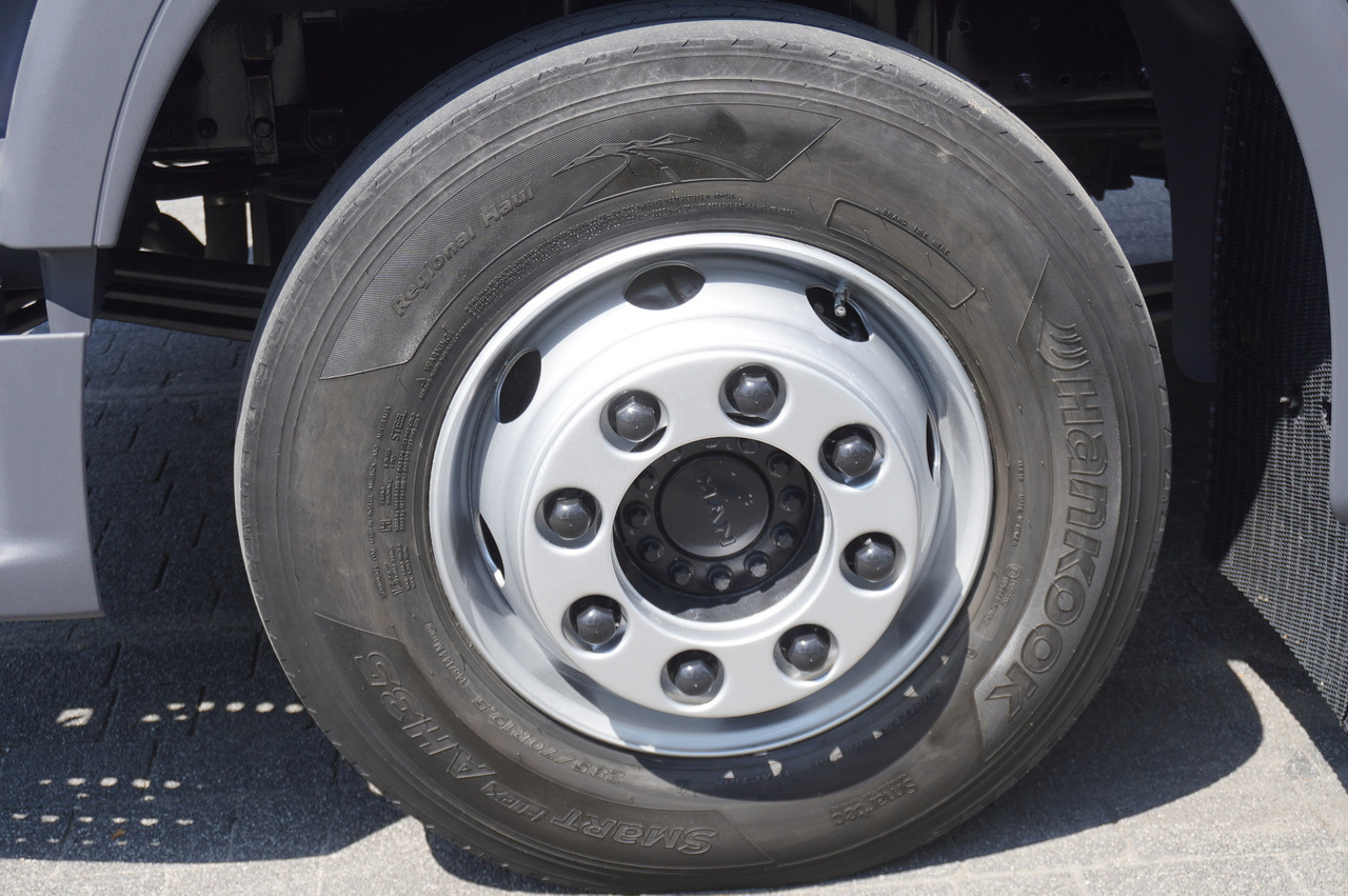 Tank truck MAN TGM 15.250 / NEW septic tank (07/2025) superstructure 8000 l / 160 tho. km!: picture 17