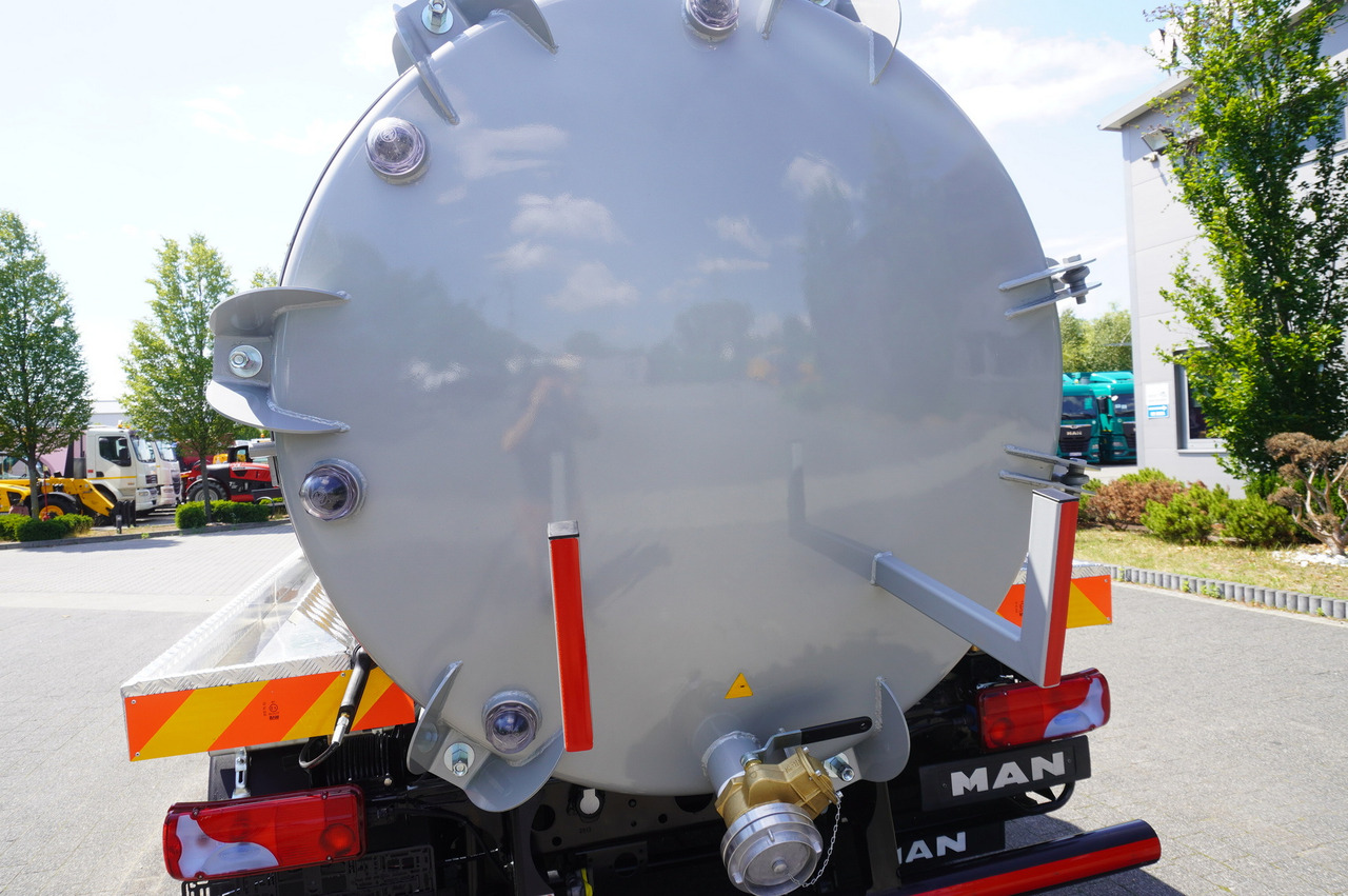 Tank truck MAN TGM 15.250 / NEW septic tank (07/2025) superstructure 8000 l / 160 tho. km!: picture 9