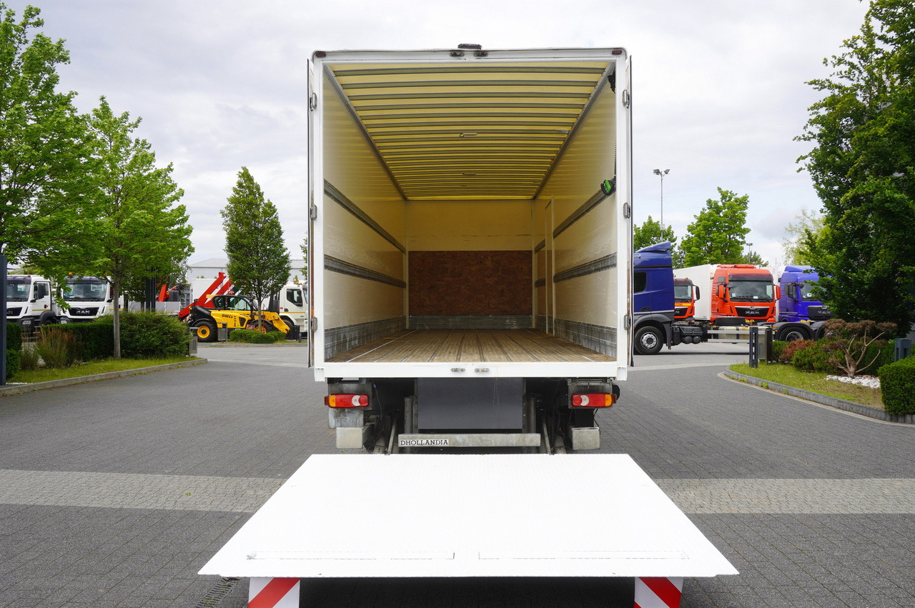MAN TGM 18.320 / 21 EPAL box / 180 tho. km / Dhollandia 2500 kg / sleeping cab - Box truck: picture 4 MAN TGM 18.320 / 21 EPAL box / 180 tho. km / Dhollandia 2500 kg / sleeping cab - Box truck: picture 4