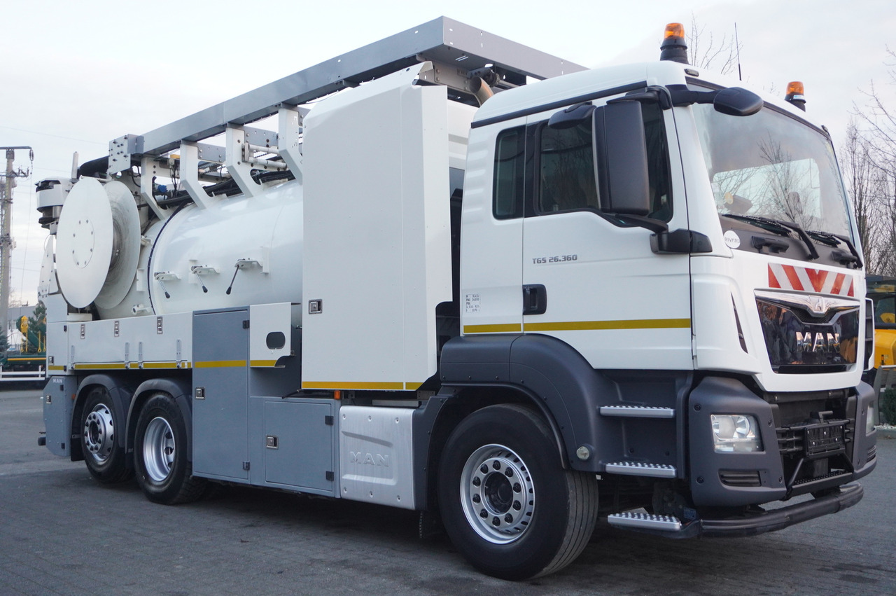 MAN TGM 26.340 E6 / RIVARD sewage cleaner 11.8 m3 / 120 tho. km / steered axle - Vacuum truck: picture 4 MAN TGM 26.340 E6 / RIVARD sewage cleaner 11.8 m3 / 120 tho. km / steered axle - Vacuum truck: picture 4