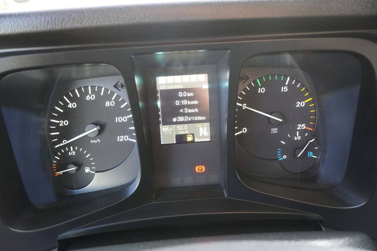 Tank truck MERCEDES-BENZ Actros 1833 / 260 tho. km / NEW septic tank 11000 l: picture 23 Tank truck MERCEDES-BENZ Actros 1833 / 260 tho. km / NEW septic tank 11000 l: picture 23