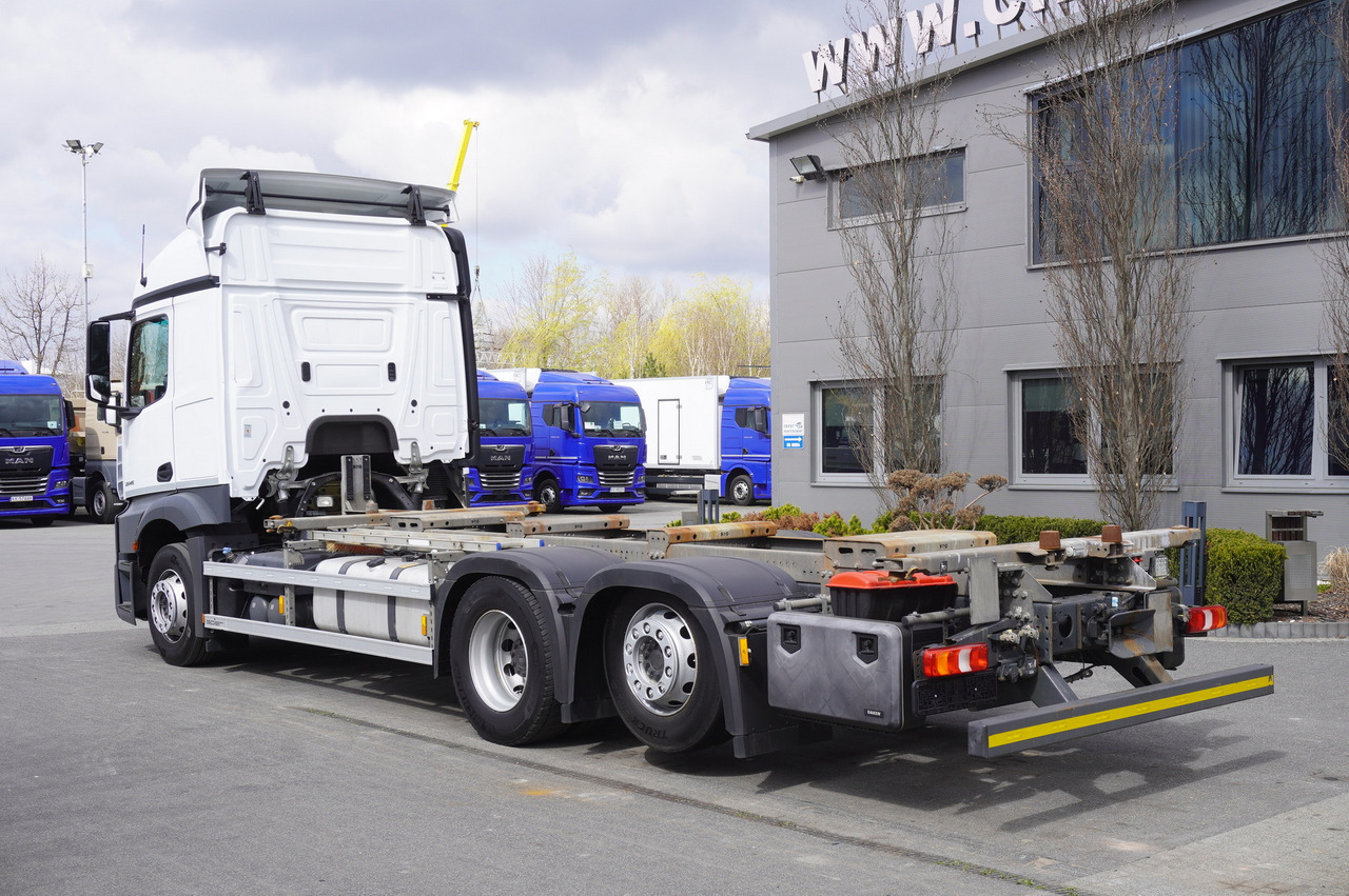 MERCEDES-BENZ Actros 2545 6×2 MP5 / ADR / several units - Container transporter/ Swap body truck: picture 3 MERCEDES-BENZ Actros 2545 6×2 MP5 / ADR / several units - Container transporter/ Swap body truck: picture 3
