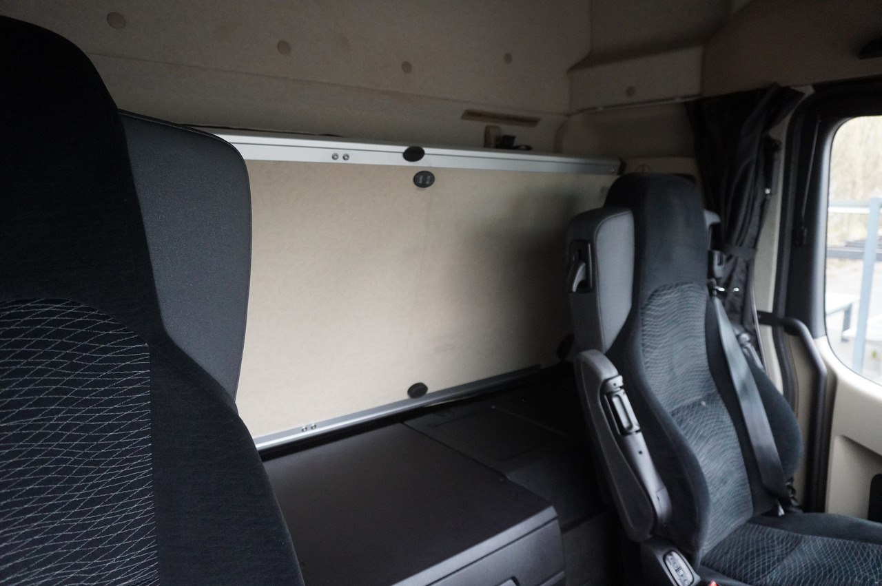 Leasing of MERCEDES-BENZ Actros 2545 6×2 MP5 / ADR / several units MERCEDES-BENZ Actros 2545 6×2 MP5 / ADR / several units: picture 24 Leasing of MERCEDES-BENZ Actros 2545 6×2 MP5 / ADR / several units MERCEDES-BENZ Actros 2545 6×2 MP5 / ADR / several units: picture 24