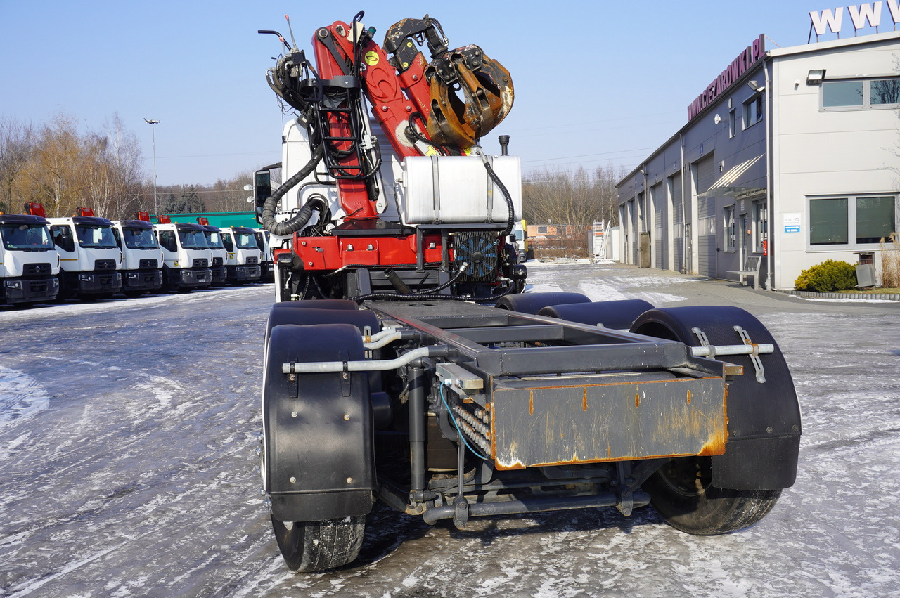 MERCEDES-BENZ Antos 3240 8×2 / Typhoon L170Z3 crane / remote control / rotator / 3 steered axles - Tow truck: picture 4 MERCEDES-BENZ Antos 3240 8×2 / Typhoon L170Z3 crane / remote control / rotator / 3 steered axles - Tow truck: picture 4