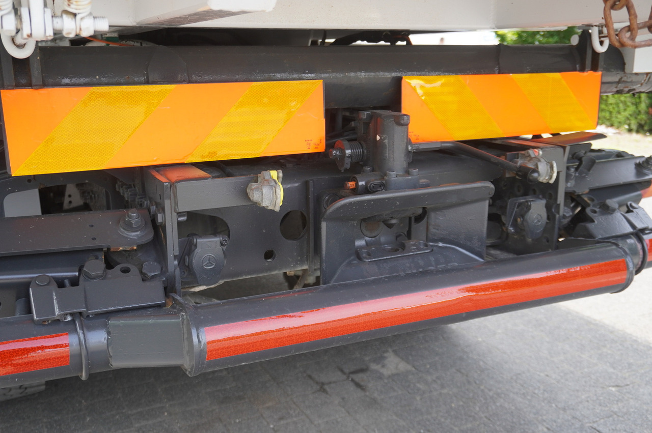 Crane truck, Crane truck MERCEDES-BENZ Arocs 1833 / 87,000 km!!! / Hds HIAB X-DUO 128 B-2 / three-sided tipper: picture 18