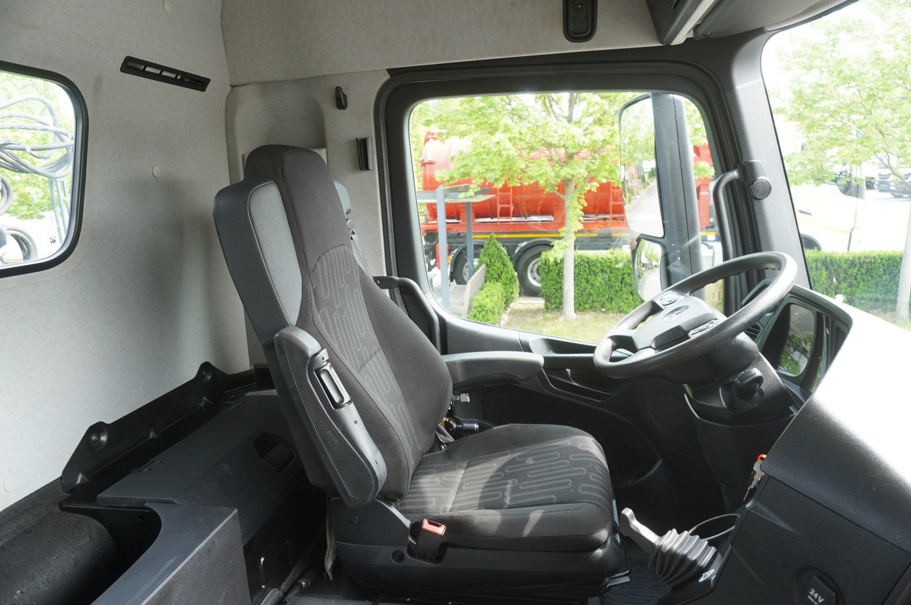 Crane truck, Crane truck MERCEDES-BENZ Arocs 1833 / 87,000 km!!! / Hds HIAB X-DUO 128 B-2 / three-sided tipper: picture 28