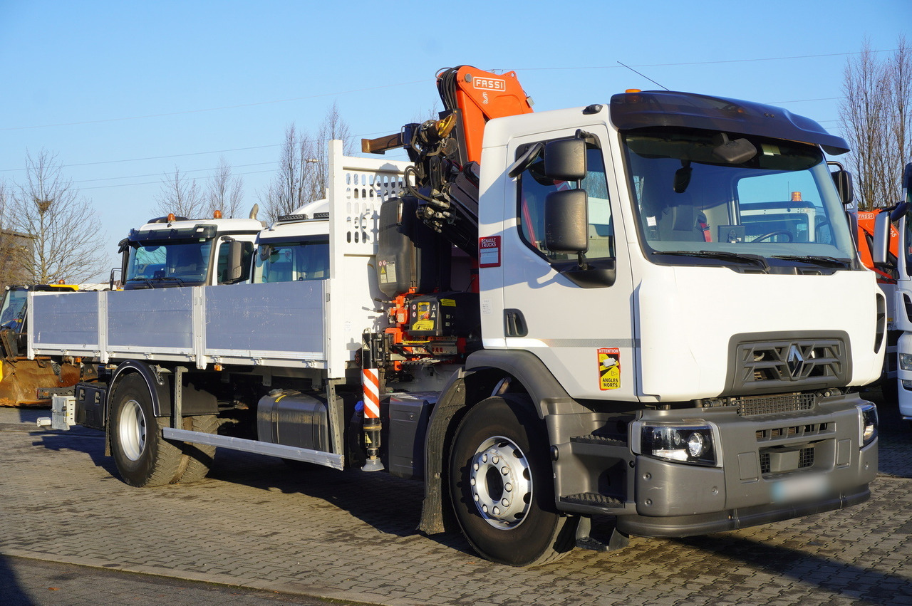 RENAULT C320 P 4x2 / FASSI crane 6 T / 140 MTH!!! / range 10 m / Flatbed 15 EPAL / 52 tho. km!!! - Crane truck: picture 4 RENAULT C320 P 4x2 / FASSI crane 6 T / 140 MTH!!! / range 10 m / Flatbed 15 EPAL / 52 tho. km!!! - Crane truck: picture 4
