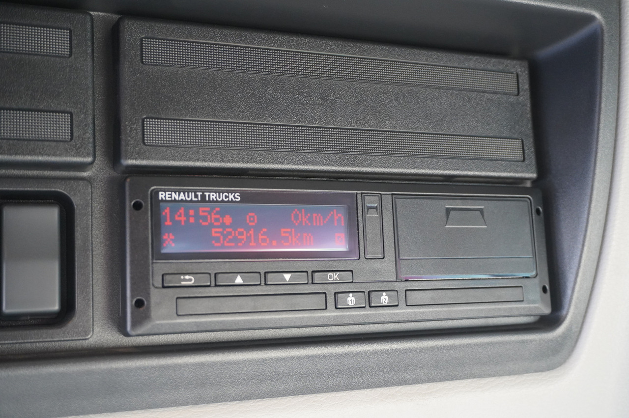 RENAULT RENAULT C320 P 4x2 / FASSI crane 6 T / 140 MTH!!! / range 10 m / Flatbed 15 EPAL / 52 tho. km!!! - Dropside/ Flatbed truck, Crane truck: picture 3 RENAULT RENAULT C320 P 4x2 / FASSI crane 6 T / 140 MTH!!! / range 10 m / Flatbed 15 EPAL / 52 tho. km!!! - Dropside/ Flatbed truck, Crane truck: picture 3