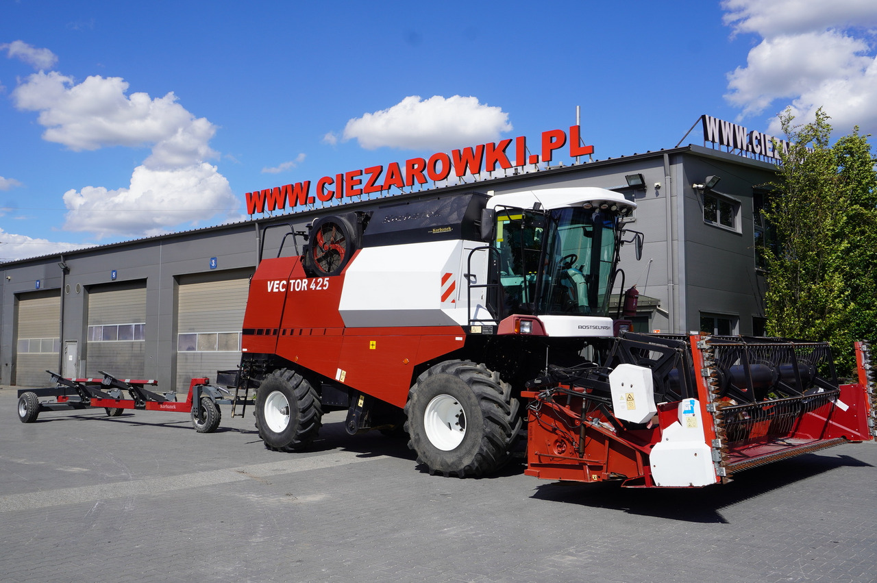 ROSTSELMASH VECTOR 425 RSM-101 grain harvester + Header 5 m + rapeseed harvesting extension / 2300 MTH - Combine harvester: picture 2 ROSTSELMASH VECTOR 425 RSM-101 grain harvester + Header 5 m + rapeseed harvesting extension / 2300 MTH - Combine harvester: picture 2