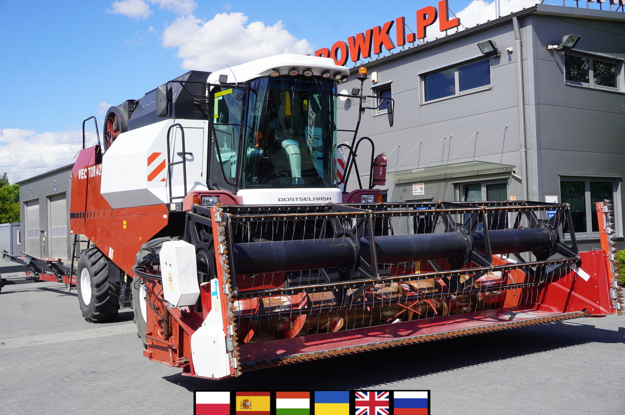 ROSTSELMASH VECTOR 425 RSM-101 grain harvester + Header 5 m + rapeseed harvesting extension / 2300 MTH - Combine harvester: picture 1 ROSTSELMASH VECTOR 425 RSM-101 grain harvester + Header 5 m + rapeseed harvesting extension / 2300 MTH - Combine harvester: picture 1