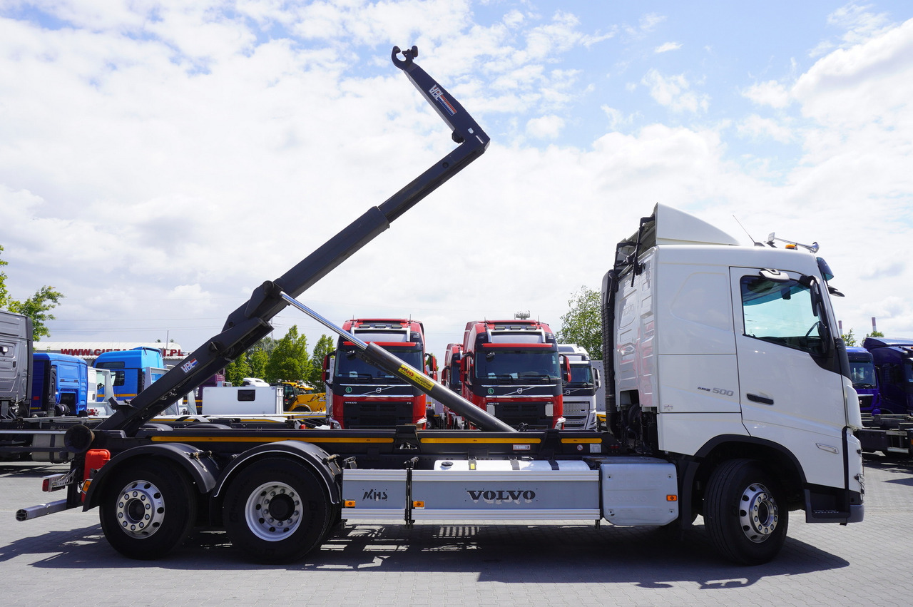 VOLVO FH 500 / VDL hooklift 21 tons / 2022 / steering 3d axle / 2 units - Hook lift truck: picture 3 VOLVO FH 500 / VDL hooklift 21 tons / 2022 / steering 3d axle / 2 units - Hook lift truck: picture 3