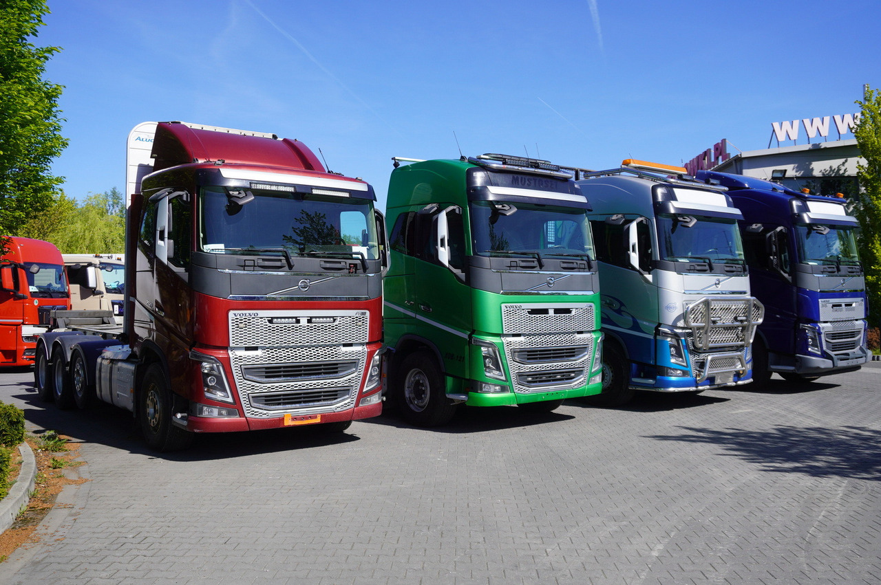 VOLVO FH16 750 / 750 HP! / chassis / 4 units 8x4 - Crane truck: picture 3 VOLVO FH16 750 / 750 HP! / chassis / 4 units 8x4 - Crane truck: picture 3