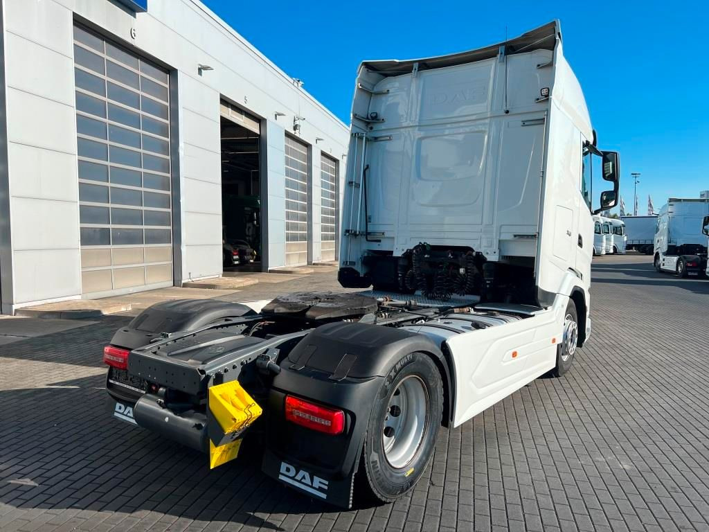 DAF XG 480 FT TraXon Intarder 2xTank Hydraulikanlage - Tractor unit: picture 4 DAF XG 480 FT TraXon Intarder 2xTank Hydraulikanlage - Tractor unit: picture 4