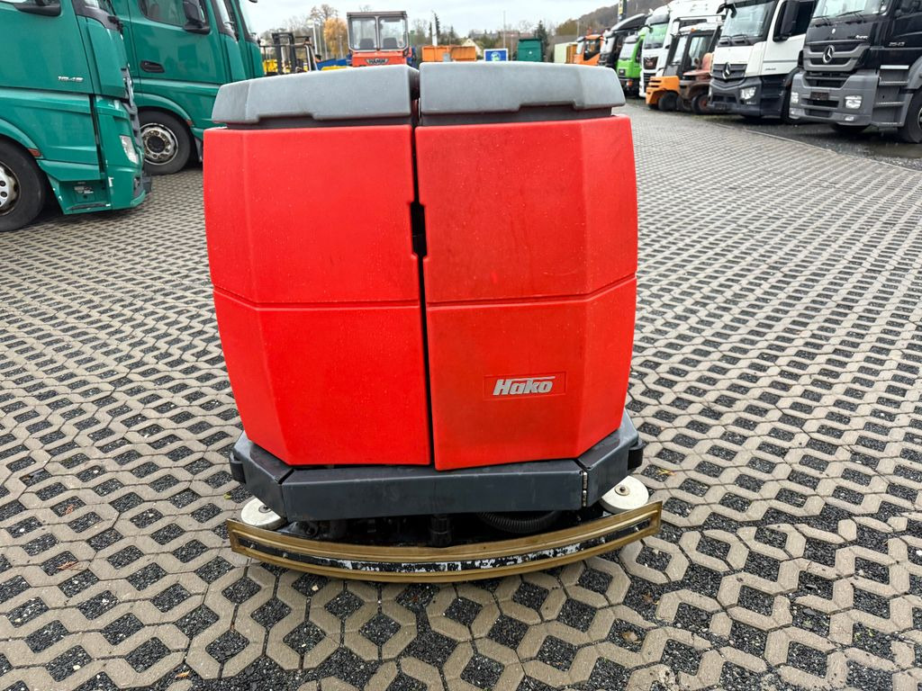 Hakomatic B1100 Kehr- Nass- Scheuersaugmaschine - Industrial sweeper: picture 4 Hakomatic B1100 Kehr- Nass- Scheuersaugmaschine - Industrial sweeper: picture 4