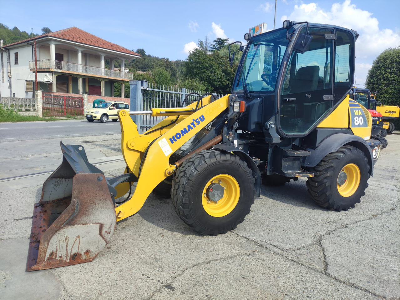 KOMATSU WA80-5 - Wheel loader: picture 1 KOMATSU WA80-5 - Wheel loader: picture 1