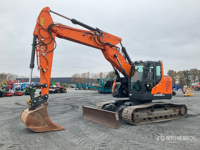 2019 Doosan DX235 LCR-5 Tracked Excavator - Crawler excavator: picture 2 2019 Doosan DX235 LCR-5 Tracked Excavator - Crawler excavator: picture 2