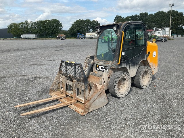 2019 JCB 215 T4 Compact Skid Steer Loader - Skid steer loader: picture 2 2019 JCB 215 T4 Compact Skid Steer Loader - Skid steer loader: picture 2