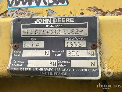 JOHN DEERE 630A - Combine header: picture 5 JOHN DEERE 630A - Combine header: picture 5