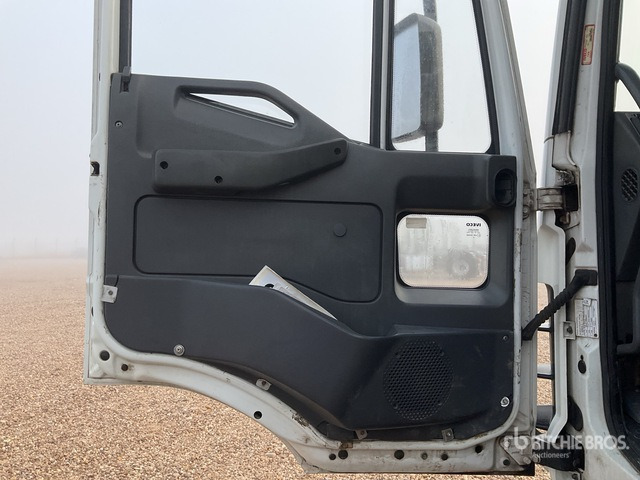 2006 Iveco Eurocargo 280 4x2 Flatbed Truck - Dropside/ Flatbed truck: picture 4 2006 Iveco Eurocargo 280 4x2 Flatbed Truck - Dropside/ Flatbed truck: picture 4