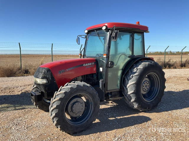 2010 Case IH Quantum 95C 4WD Tractor - Farm tractor: picture 1 2010 Case IH Quantum 95C 4WD Tractor - Farm tractor: picture 1