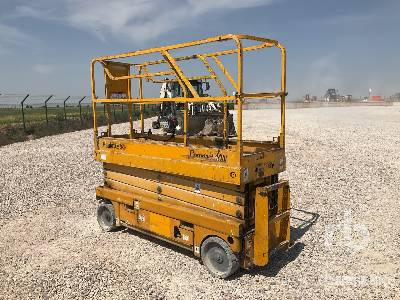 HAULOTTE COMPCT 10N - Scissor lift: picture 4 HAULOTTE COMPCT 10N - Scissor lift: picture 4