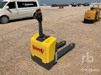 HYSTER PC1.4 Electric - Pallet truck: picture 3 HYSTER PC1.4 Electric - Pallet truck: picture 3