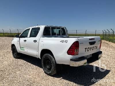 TOYOTA HILUX - Pickup truck: picture 2 TOYOTA HILUX - Pickup truck: picture 2
