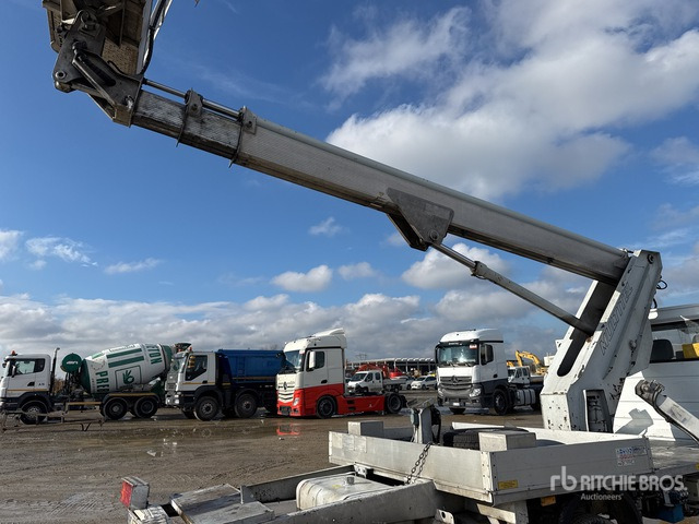 2001 Mercedes-Benz 311CDI 2001 Pagliero 180ALU 18 m on Bucket Truck - Truck mounted aerial platform: picture 5 2001 Mercedes-Benz 311CDI 2001 Pagliero 180ALU 18 m on Bucket Truck - Truck mounted aerial platform: picture 5