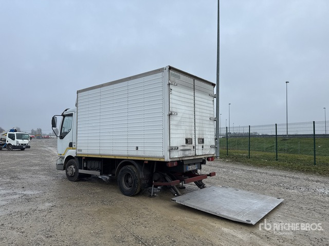 2001 Renault Midlum 180 dCi 4x2 Van Truck - Box truck: picture 2 2001 Renault Midlum 180 dCi 4x2 Van Truck - Box truck: picture 2