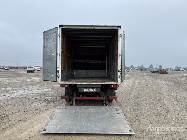 2001 Renault Midlum 180 dCi 4x2 Van Truck - Box truck: picture 4 2001 Renault Midlum 180 dCi 4x2 Van Truck - Box truck: picture 4