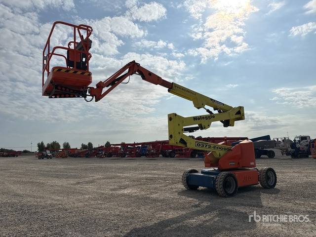 2004 JLG E450AJ Electric Articulating Boom Lift - Articulated boom: picture 1 2004 JLG E450AJ Electric Articulating Boom Lift - Articulated boom: picture 1