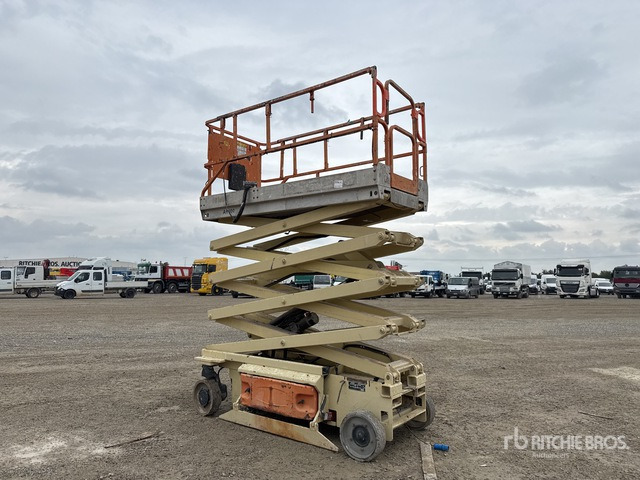 2005 JLG 2646ES Electric Scissor Lift - Scissor lift: picture 3 2005 JLG 2646ES Electric Scissor Lift - Scissor lift: picture 3
