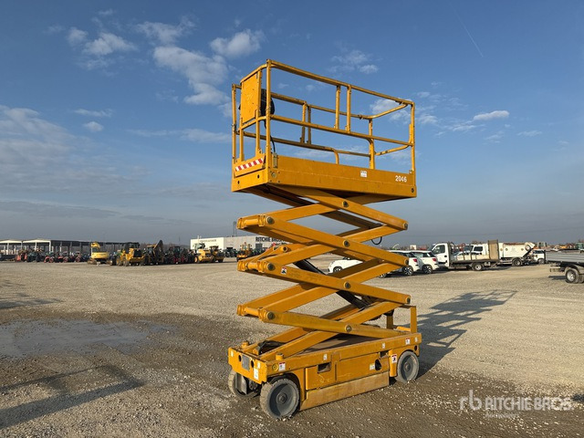 2007 Haulotte Compact 10N Electric Scissor Lift - Scissor lift: picture 2 2007 Haulotte Compact 10N Electric Scissor Lift - Scissor lift: picture 2