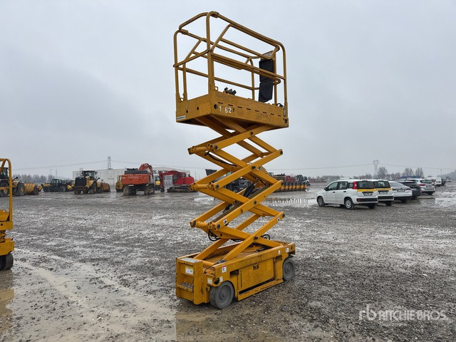 2008 Haulotte Optimum 8 Electric Scissor Lift - Scissor lift: picture 2 2008 Haulotte Optimum 8 Electric Scissor Lift - Scissor lift: picture 2