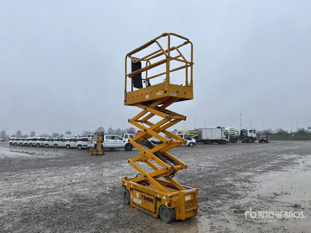 2008 Haulotte Optimum 8 Electric Scissor Lift - Scissor lift: picture 1 2008 Haulotte Optimum 8 Electric Scissor Lift - Scissor lift: picture 1