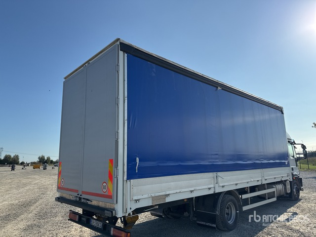 2011 Iveco Eurocargo 160E28 4x2 Curtain Side Truck - Curtainsider truck: picture 5 2011 Iveco Eurocargo 160E28 4x2 Curtain Side Truck - Curtainsider truck: picture 5