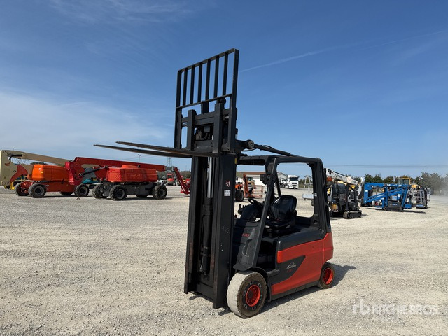 2014 Linde E30L-01 3000 kg Electric Forklift - Electric forklift: picture 1 2014 Linde E30L-01 3000 kg Electric Forklift - Electric forklift: picture 1