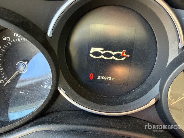 2017 Fiat 500L Automobile - Car: picture 2 2017 Fiat 500L Automobile - Car: picture 2