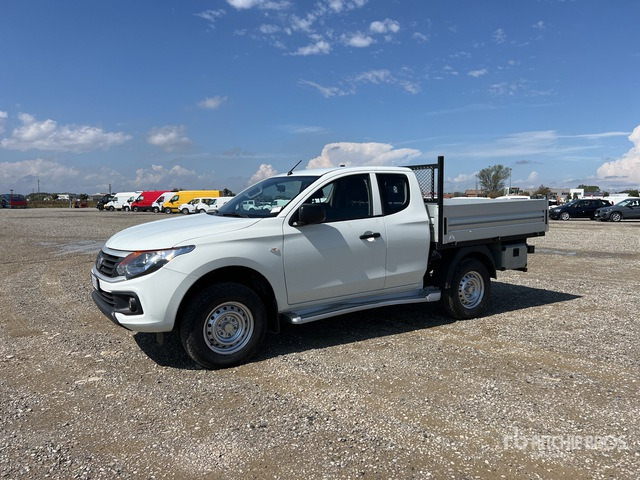2020 Fiat Fullback 4x4 Extended Cab 2.4 154CV SX 4X4 Flatbed Truck - Open body delivery van: picture 2 2020 Fiat Fullback 4x4 Extended Cab 2.4 154CV SX 4X4 Flatbed Truck - Open body delivery van: picture 2