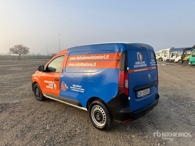 2022 Renault Van Truck - Box truck: picture 2 2022 Renault Van Truck - Box truck: picture 2