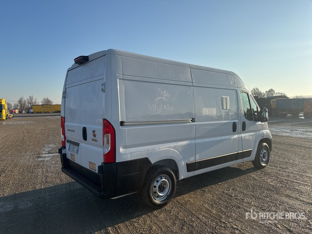 2023 Fiat Ducato 35 MH2 2.2 MJT3 140CV E6D-FIN Van Truck - Box truck: picture 3 2023 Fiat Ducato 35 MH2 2.2 MJT3 140CV E6D-FIN Van Truck - Box truck: picture 3