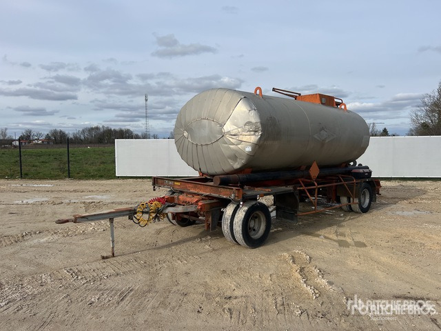 1988 Secmair Original 9500 gal Remorque Citerne A Bitume Asphalt Tank Trailer - Tank trailer: picture 2 1988 Secmair Original 9500 gal Remorque Citerne A Bitume Asphalt Tank Trailer - Tank trailer: picture 2